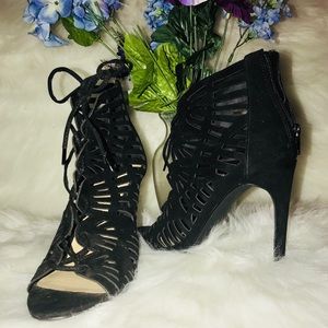 Black open toe booties w/ 3-1/2 in. heel
